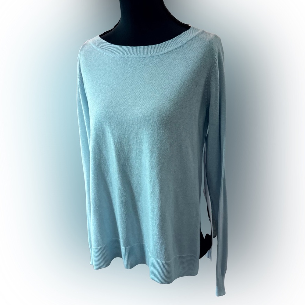 Old Navy Women's Light Blue‎ Side Slit Sweater Size Small